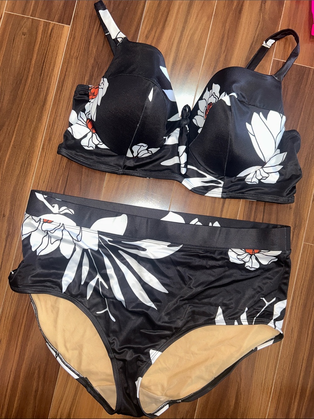 Size 20 & 40D Cacique swim bikini set